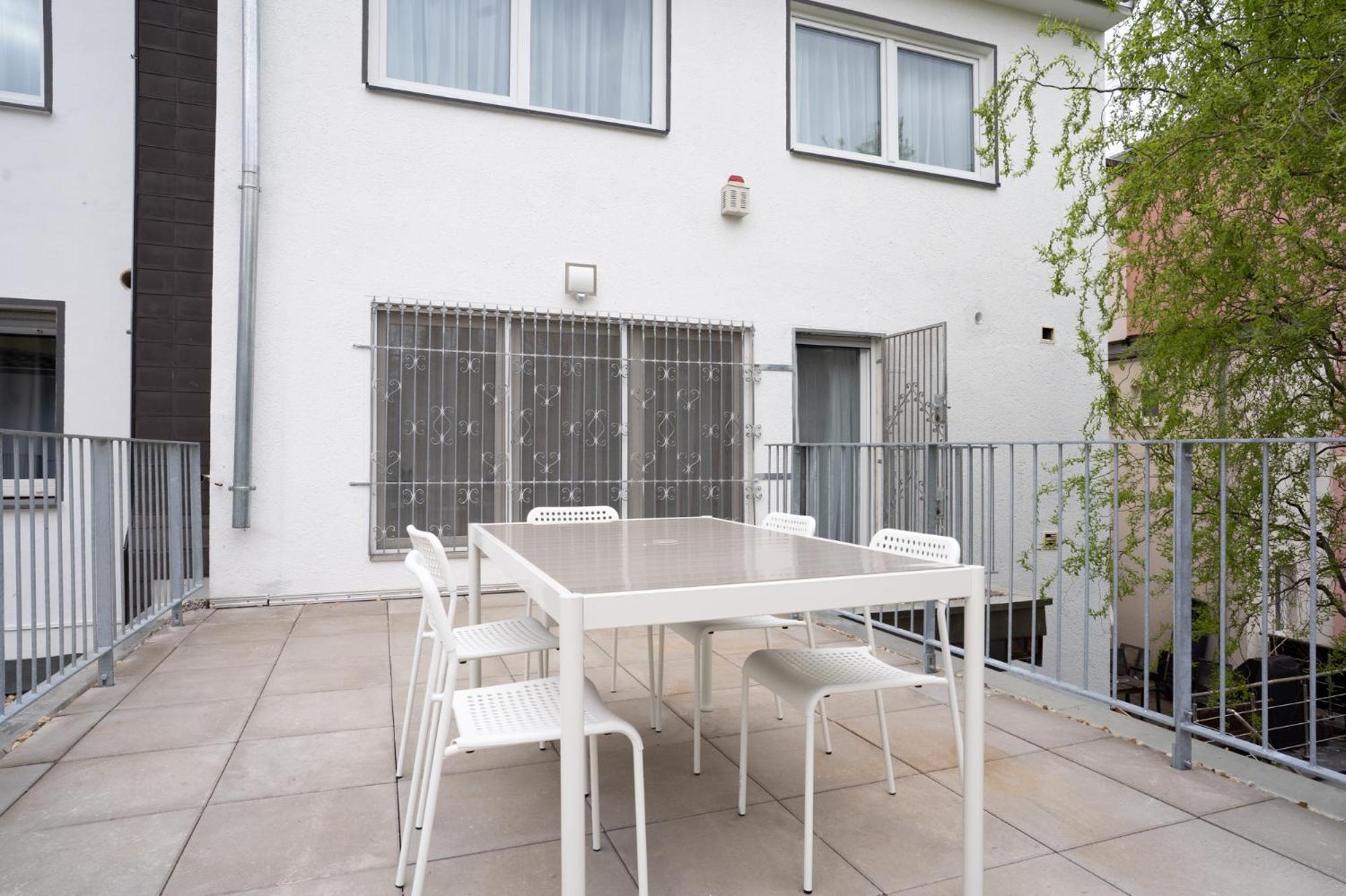 Central Bonn Apartments I Private Parking I Home2Share 外观 照片